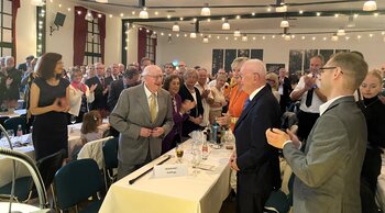 Die Stadt hat Friedrich Wilhelm Kohlhage und Dr. Ernst Hermann Kohlhage zu Ehrenbürgern ihrer Heimatstadt Neuenrade ernannt.
